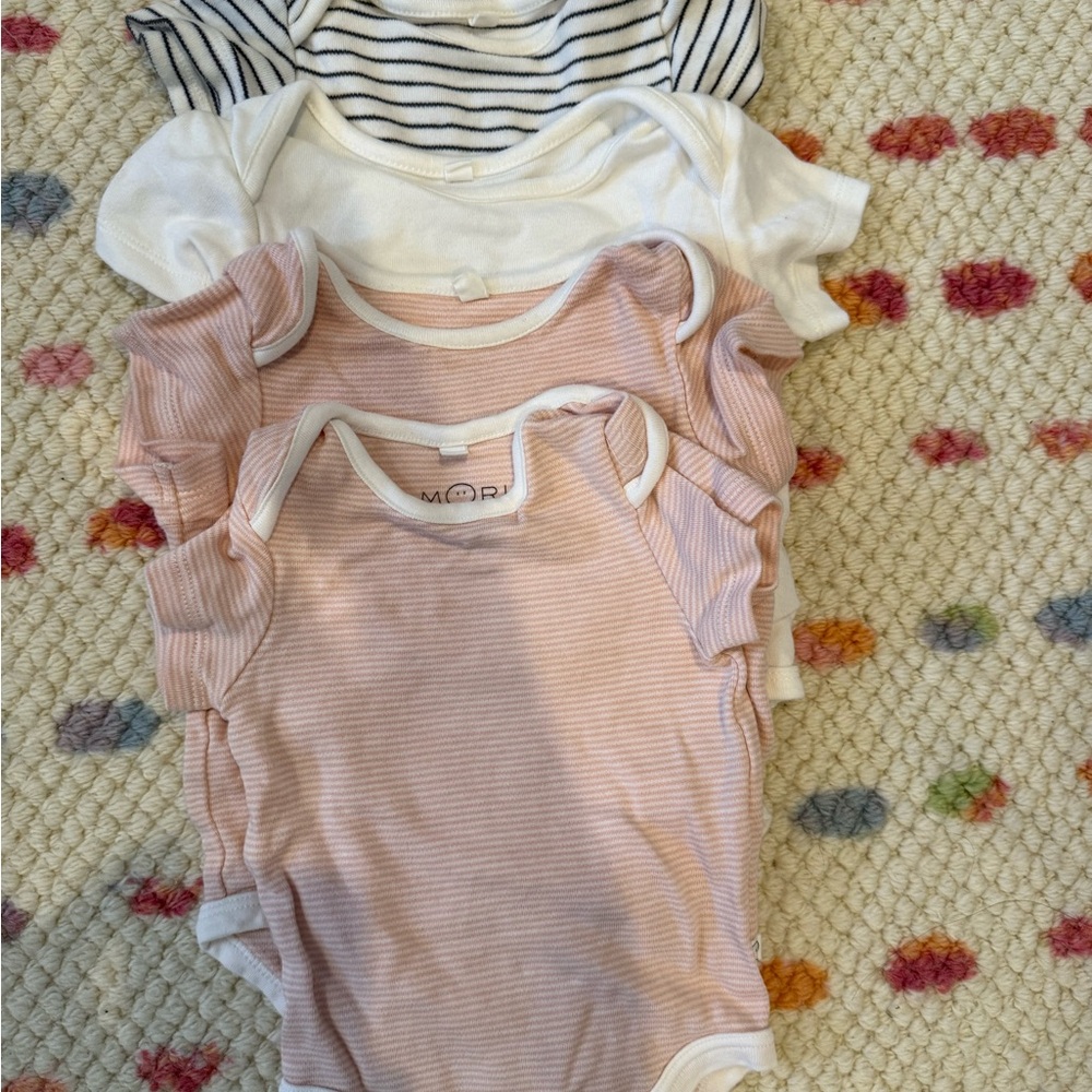 Mori Short Sleeve Bodysuit 4 Pack